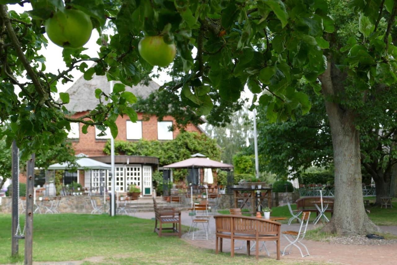 Landgasthof Kasch - Hotel Und Restaurant Malente Eksteriør billede