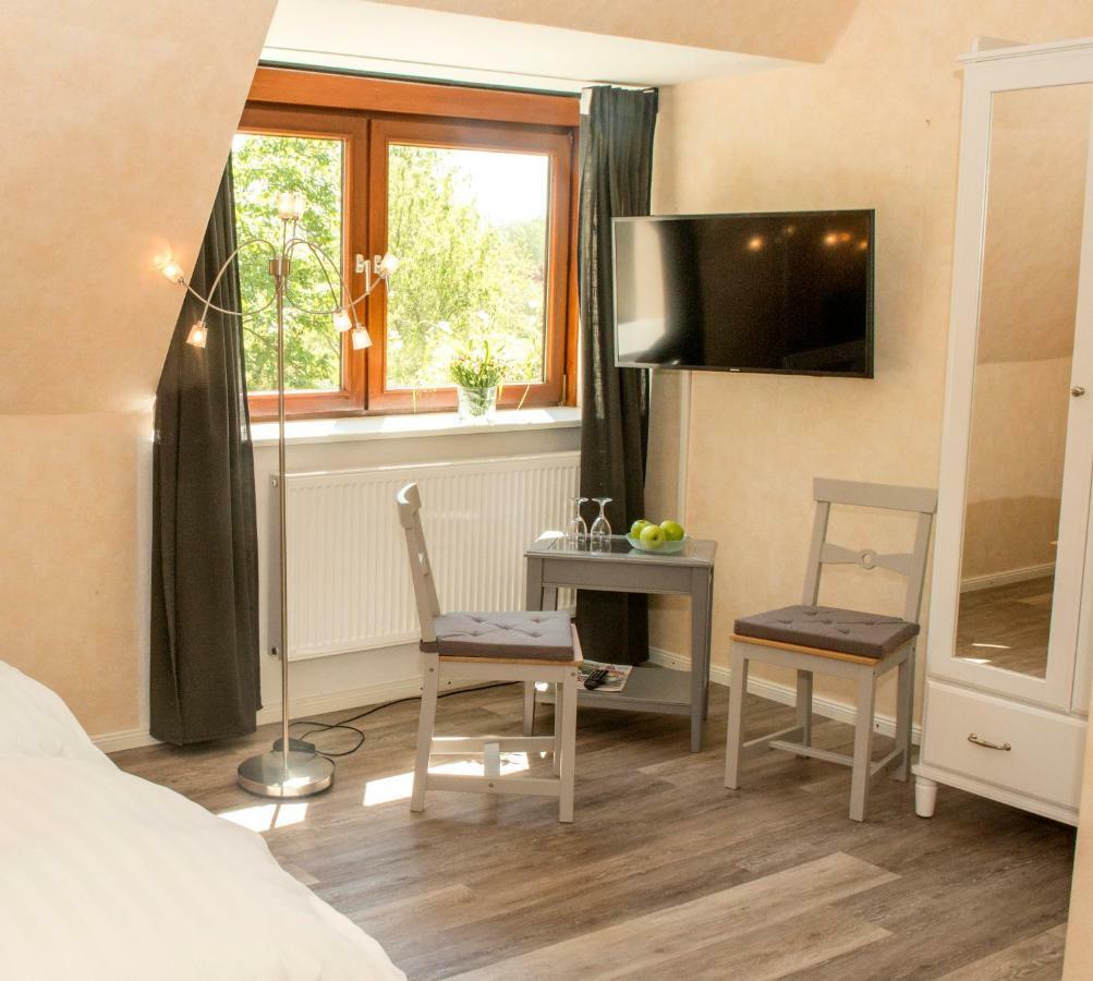 Landgasthof Kasch - Hotel Und Restaurant Malente Eksteriør billede